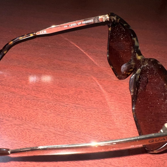 Quay Level Up Remix Tortoise Shell Sunglasses - Picture 4 of 6